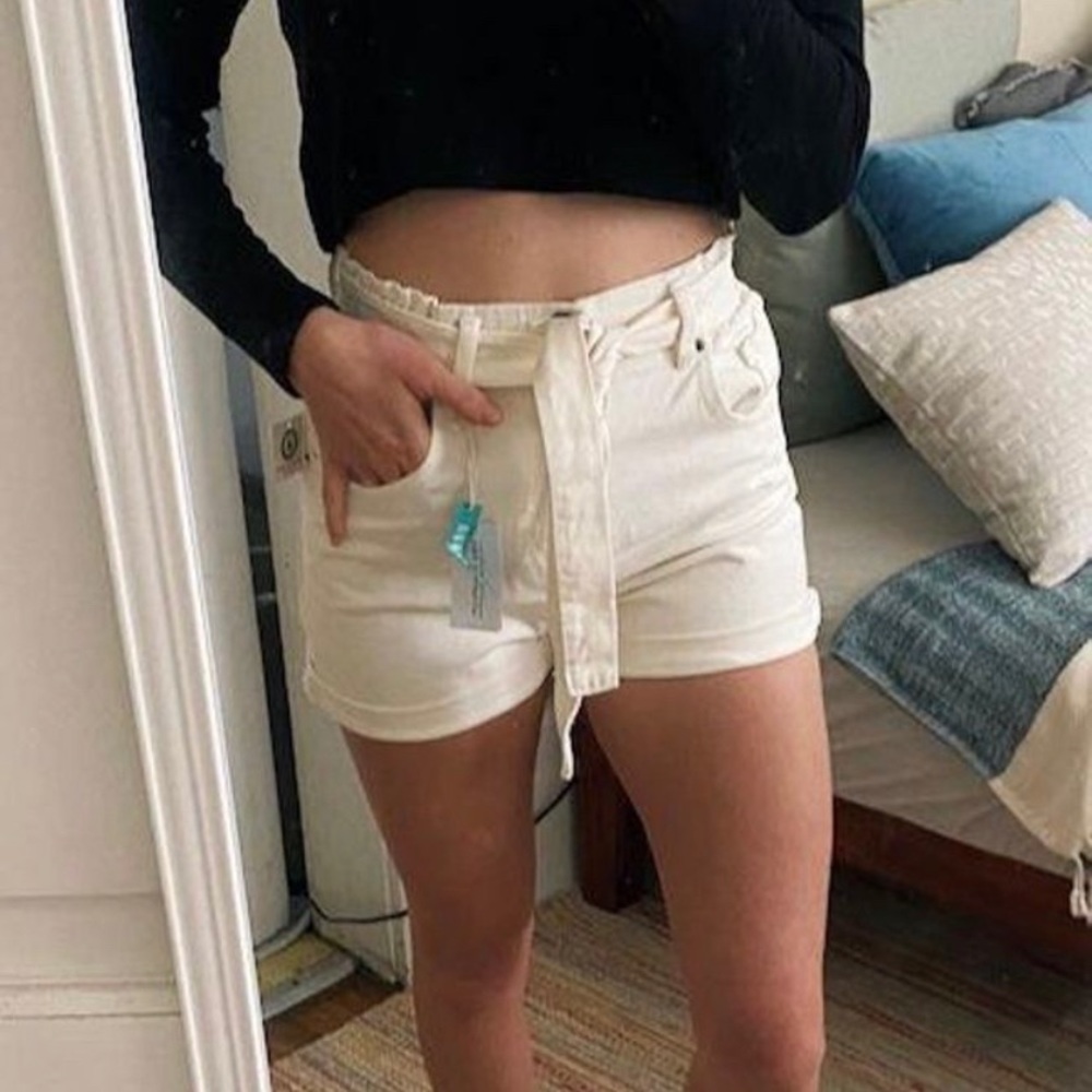 Urban Outfitters SUSTAINABLE White Paperbag Jean Shorts